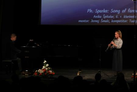 KONCERT ABSOLVENTOV GLASBENE ŠOLE 07 FOTO LJUBO VUKELIČ